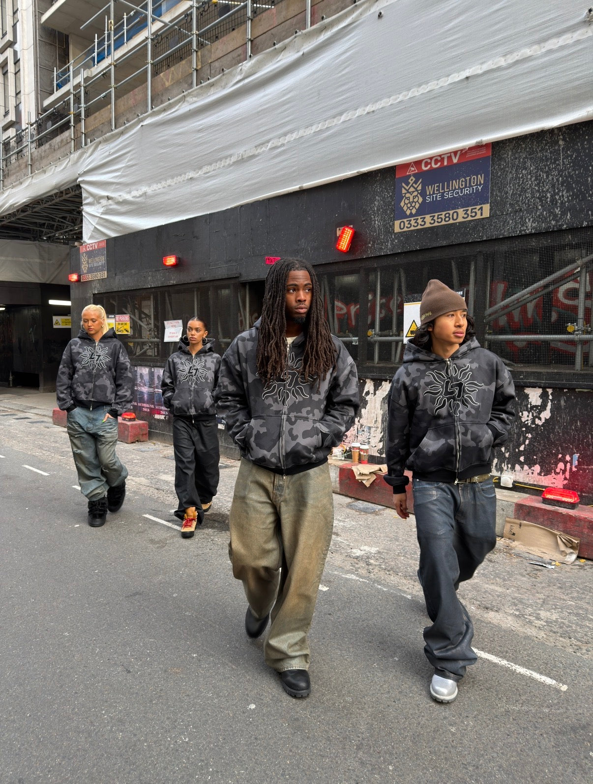 LIBI ZIP HOODIE (DARK CAMO)